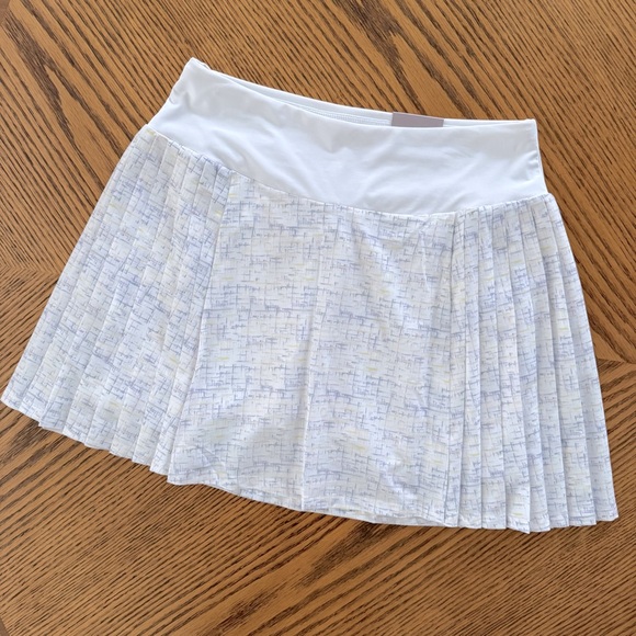 CALIA Side Pleat Skort - White Cross Thatch Cool - Picture 2 of 8